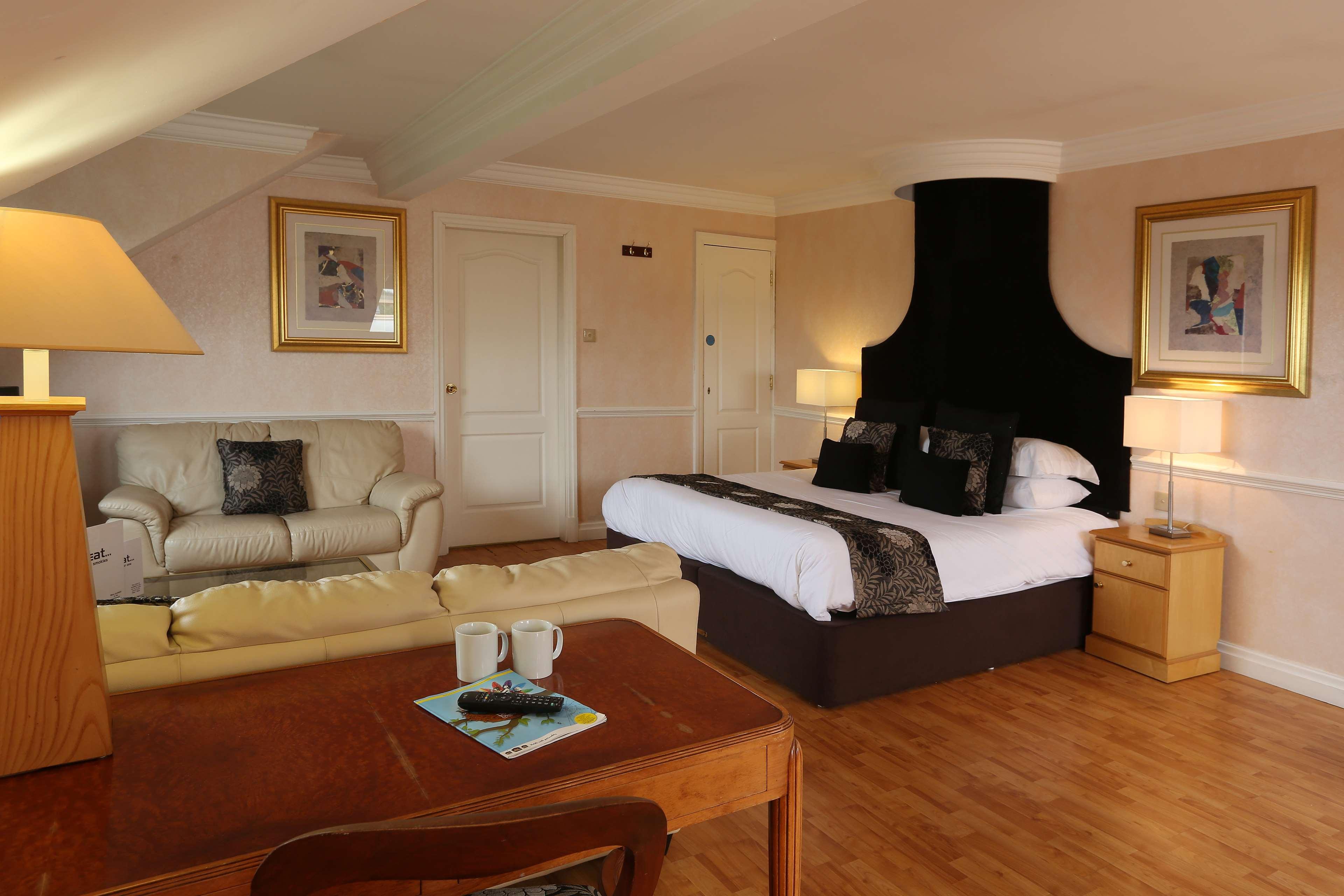Holiday Inn - Manchester - Oldham By Ihg מראה חיצוני תמונה