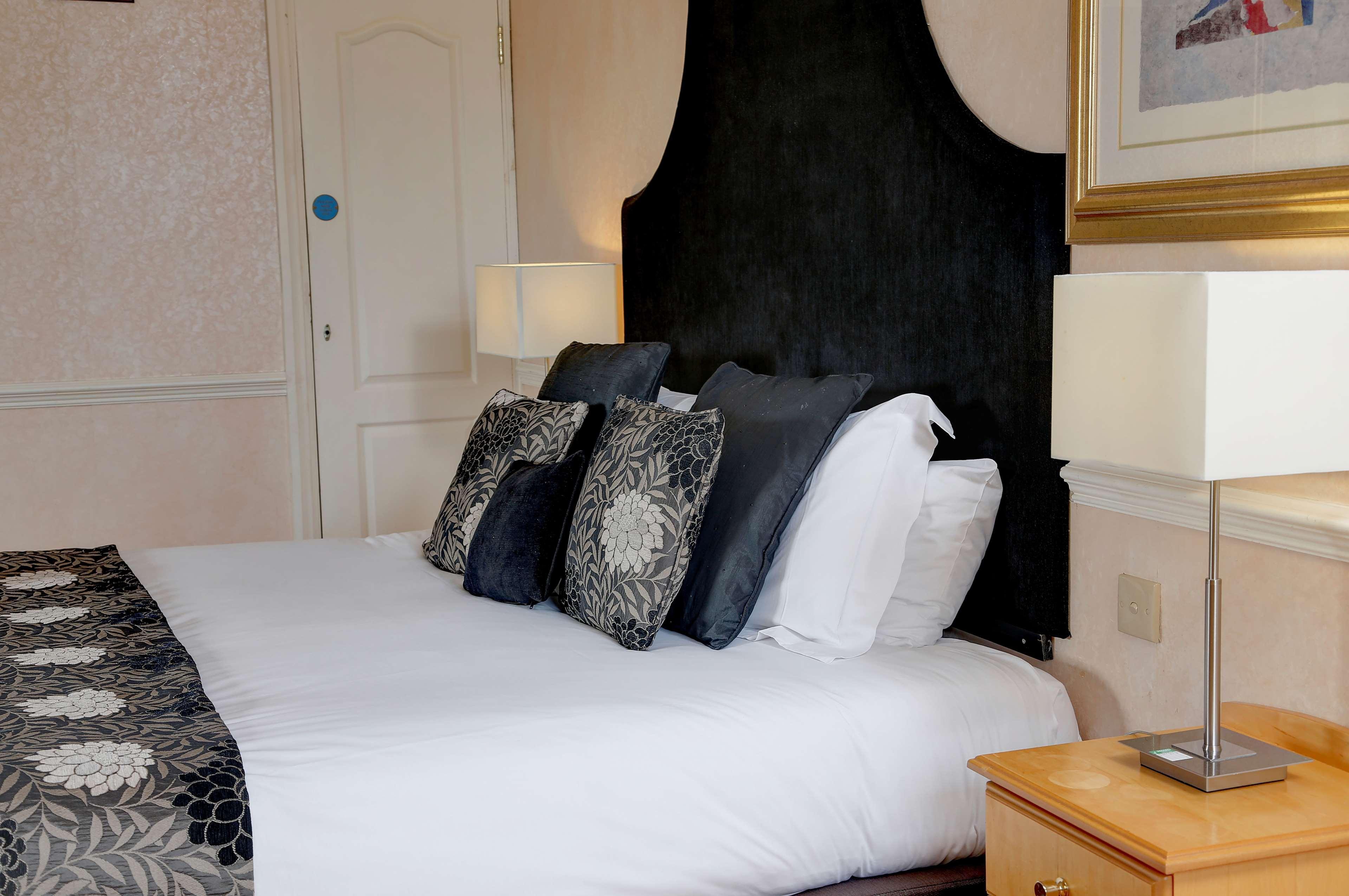 Holiday Inn - Manchester - Oldham By Ihg מראה חיצוני תמונה