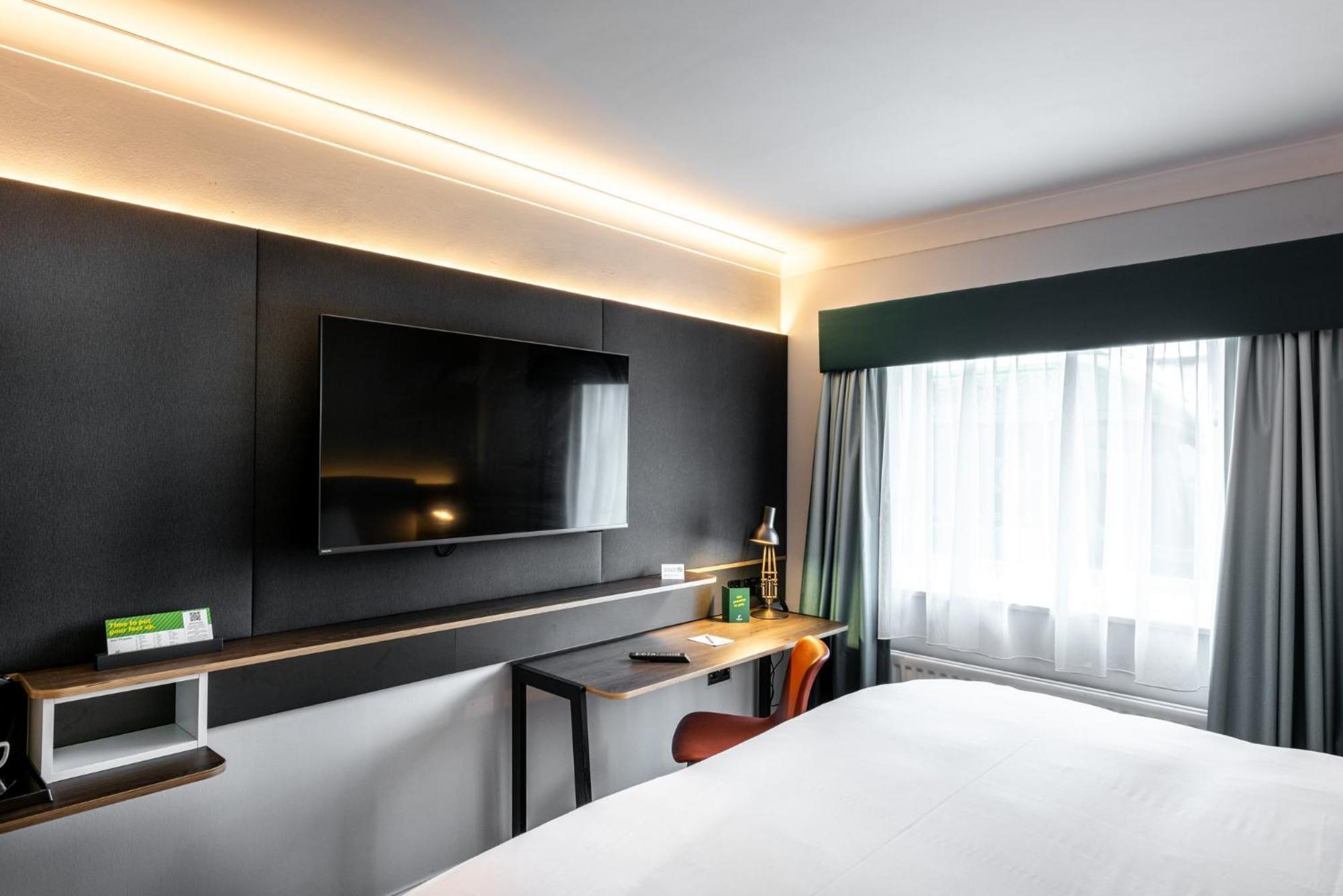 Holiday Inn - Manchester - Oldham By Ihg מראה חיצוני תמונה
