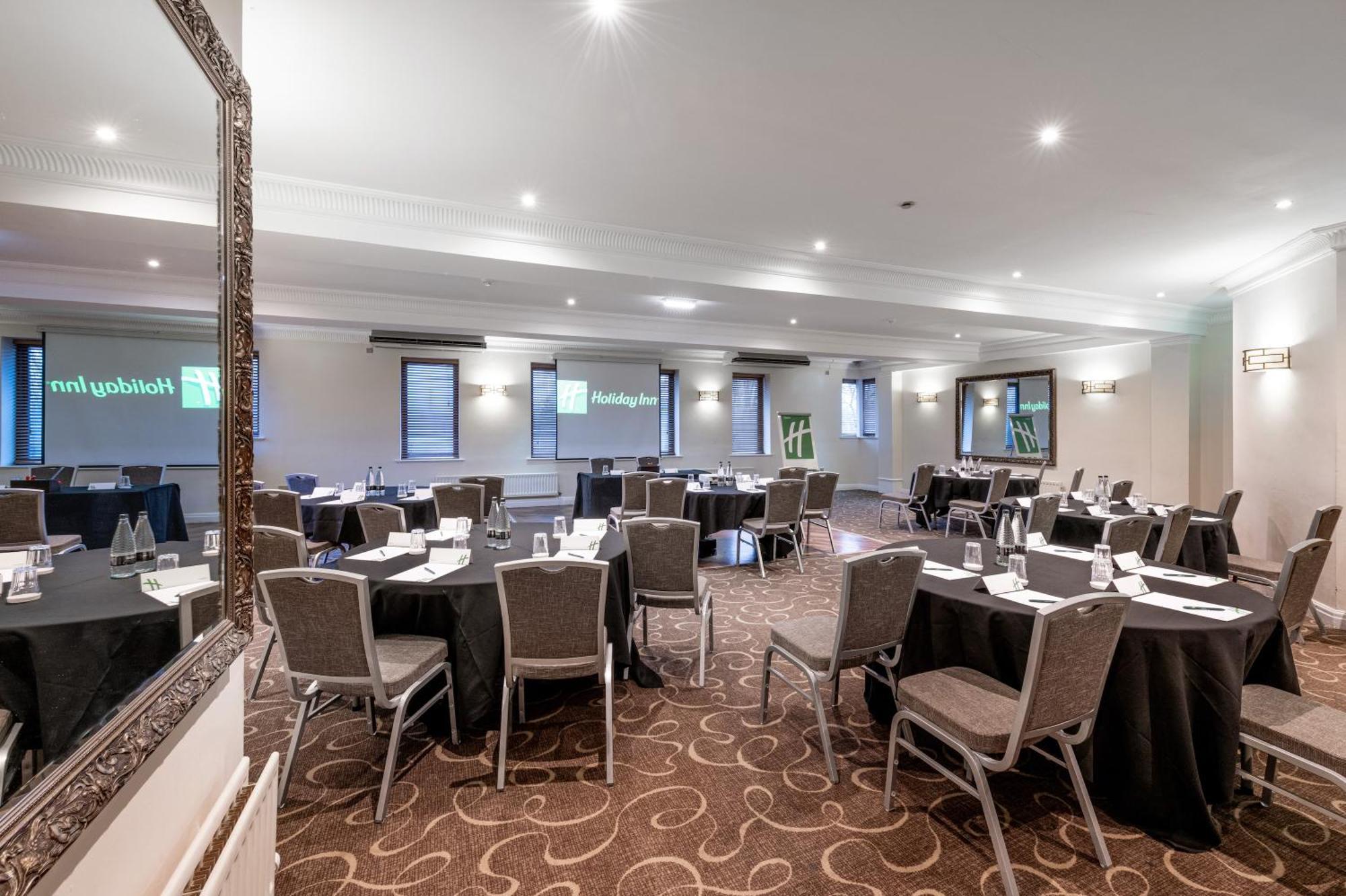 Holiday Inn - Manchester - Oldham By Ihg מראה חיצוני תמונה